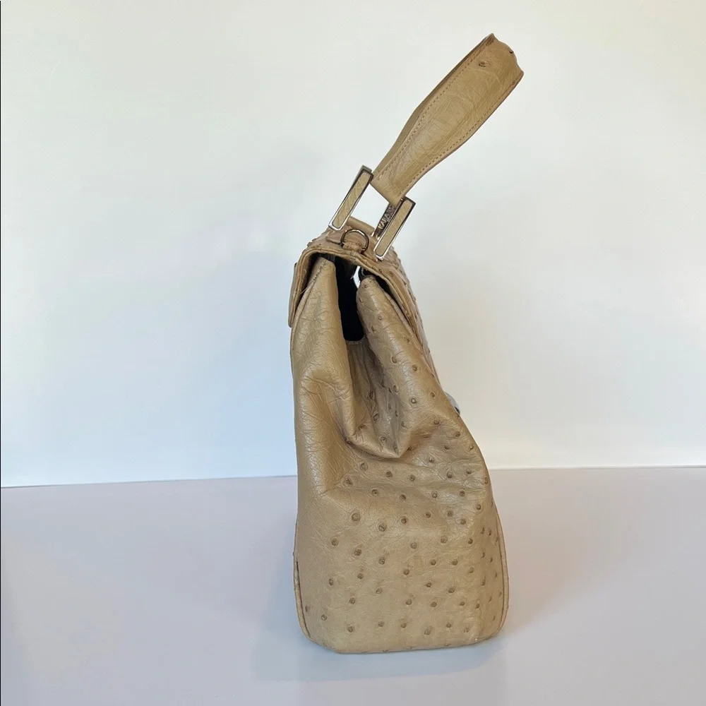 Kara Ross nude ostrich handbag with detachable shoulder strap - Picture 4 of 13